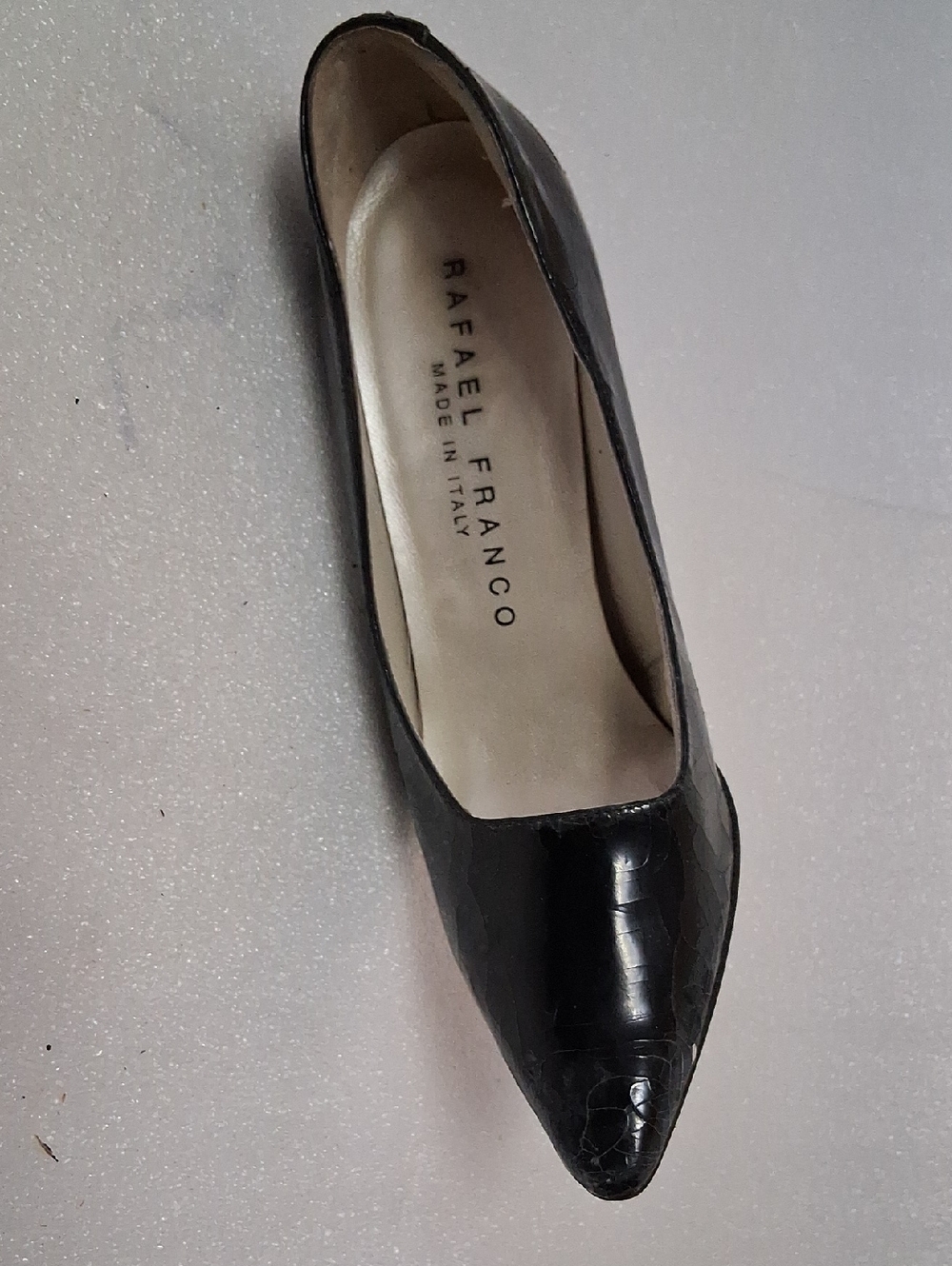 Black Croc-Embossed Pointed Pump